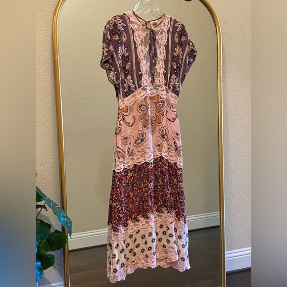 FARM Rio Glam Tapestry Lace Slip Maxi Dress Size M - Picture 4 of 13